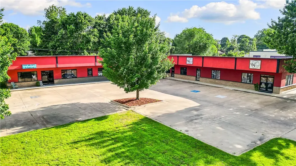 201 Lee Town Road, Pea Ridge