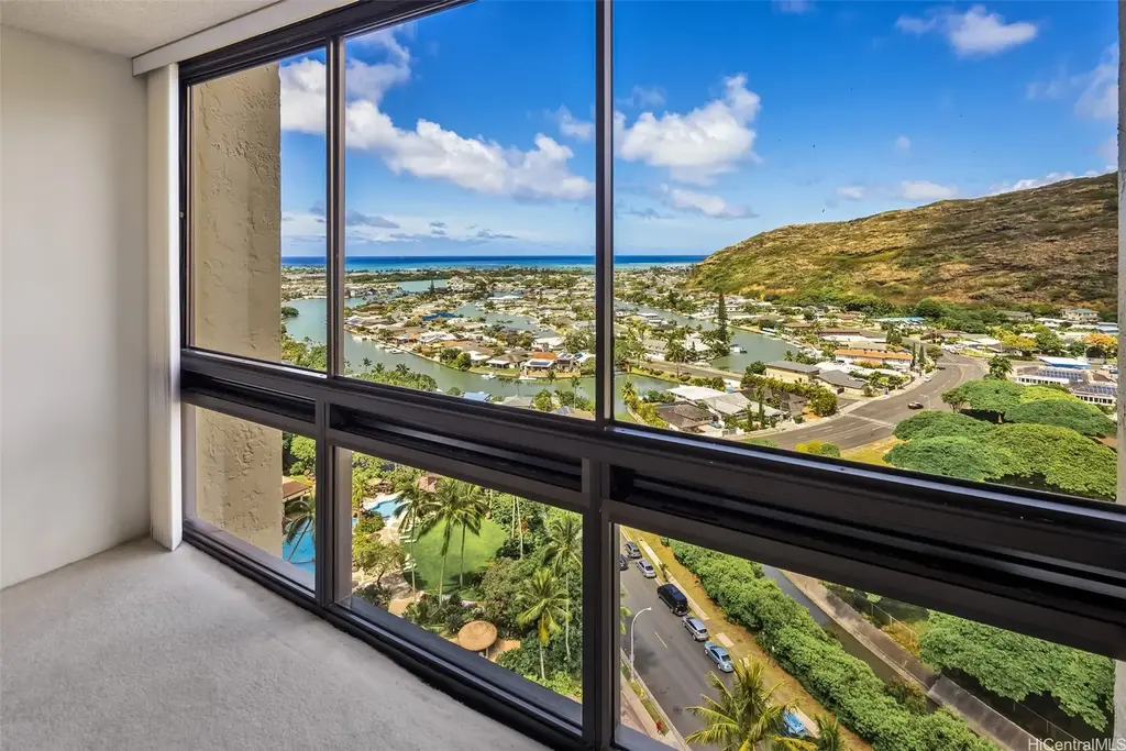 521 Hahaione Street # 2-18k, Honolulu
