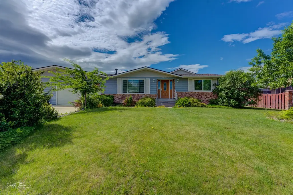 1527 Mineral Road, Helena