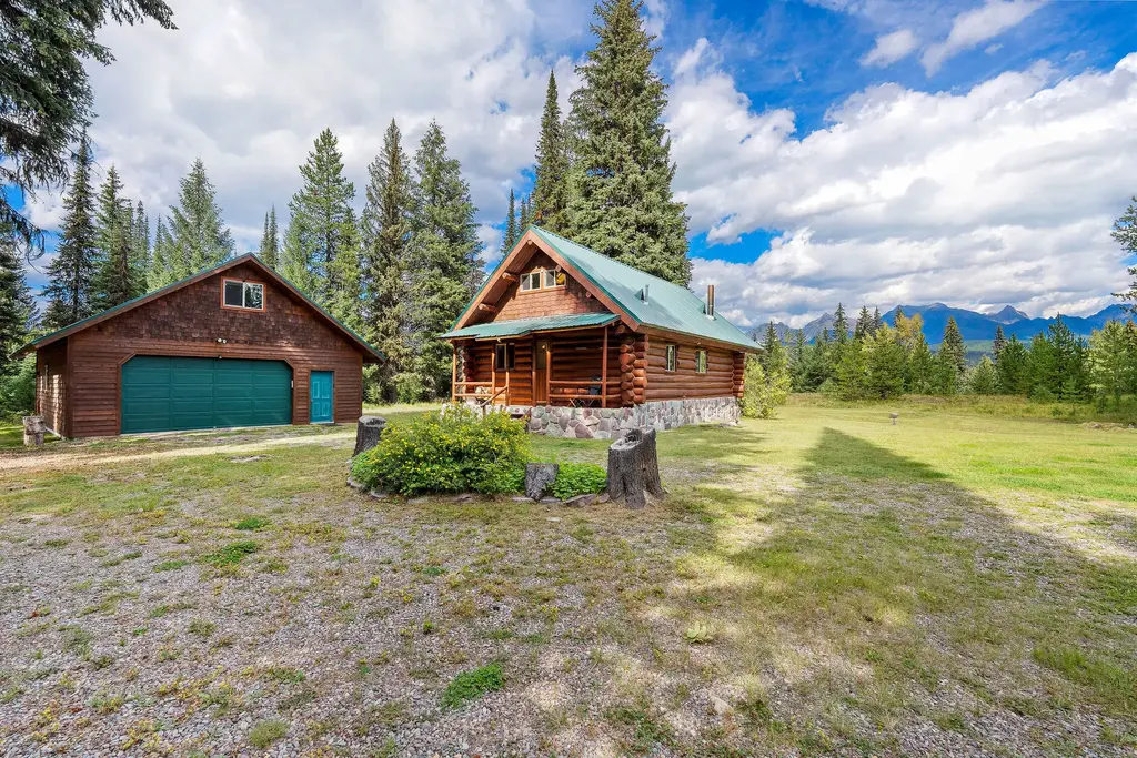 14000 North Fork Road, Polebridge