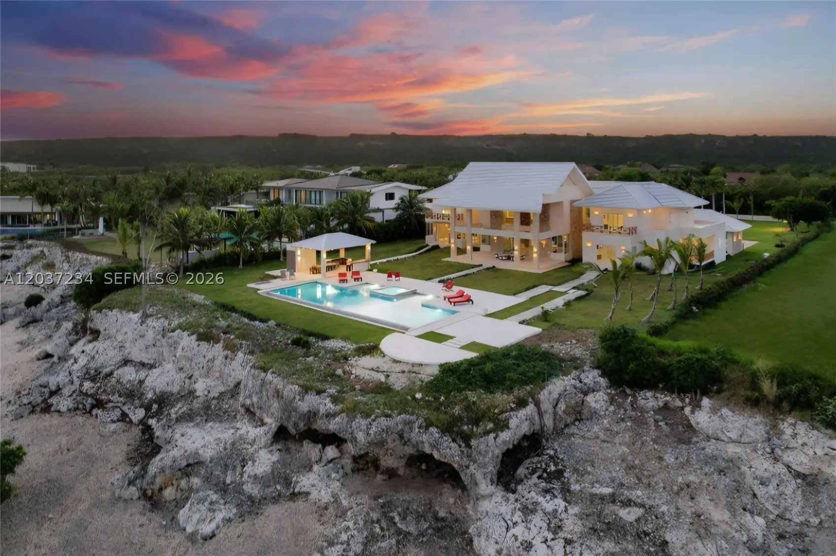2 of 4 - 0 Lush Greenery, , FL