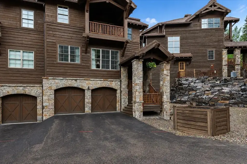 128 Slopeside Drive 18, Whitefish