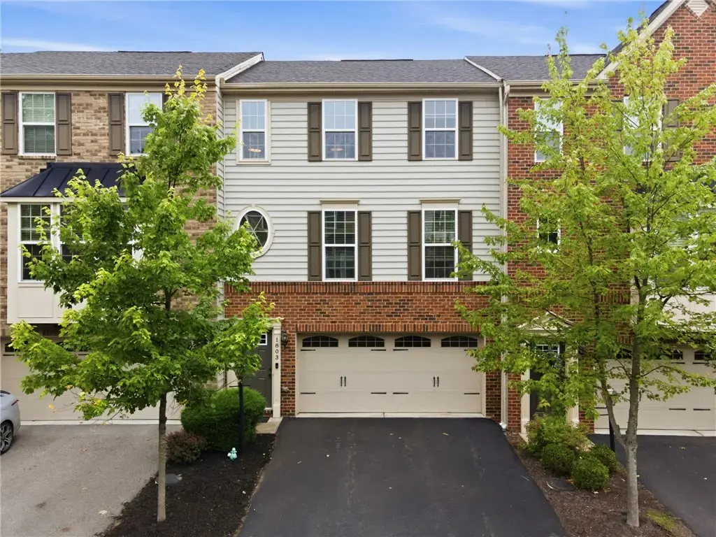 1803 Pointe View Drive , Adams