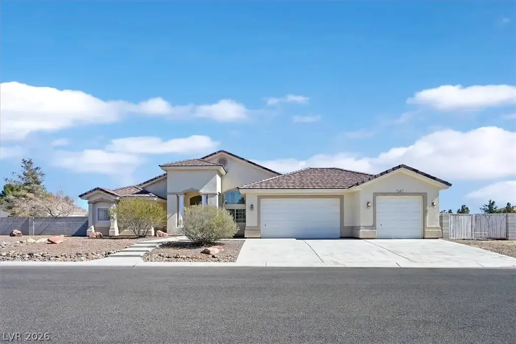 6120 Farm Rd, Las Vegas