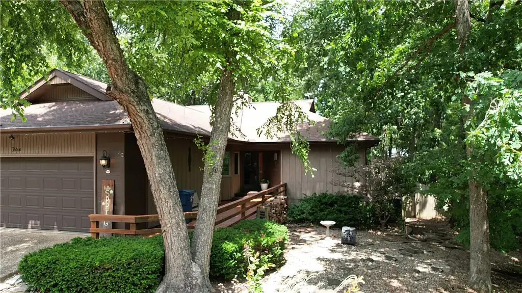 3 Dolphin Lane, Bella Vista