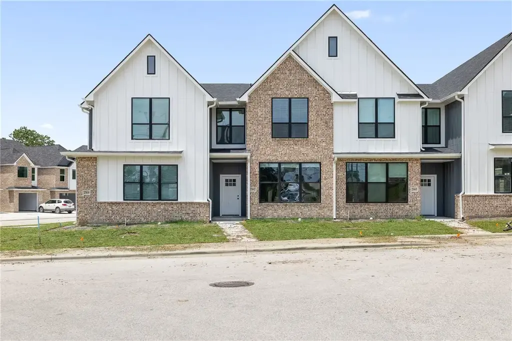 2162 Big River Street, College Station