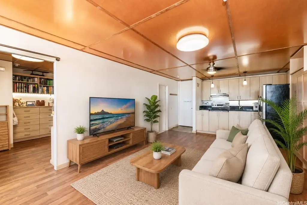 1617 Clark Street # 801, Honolulu