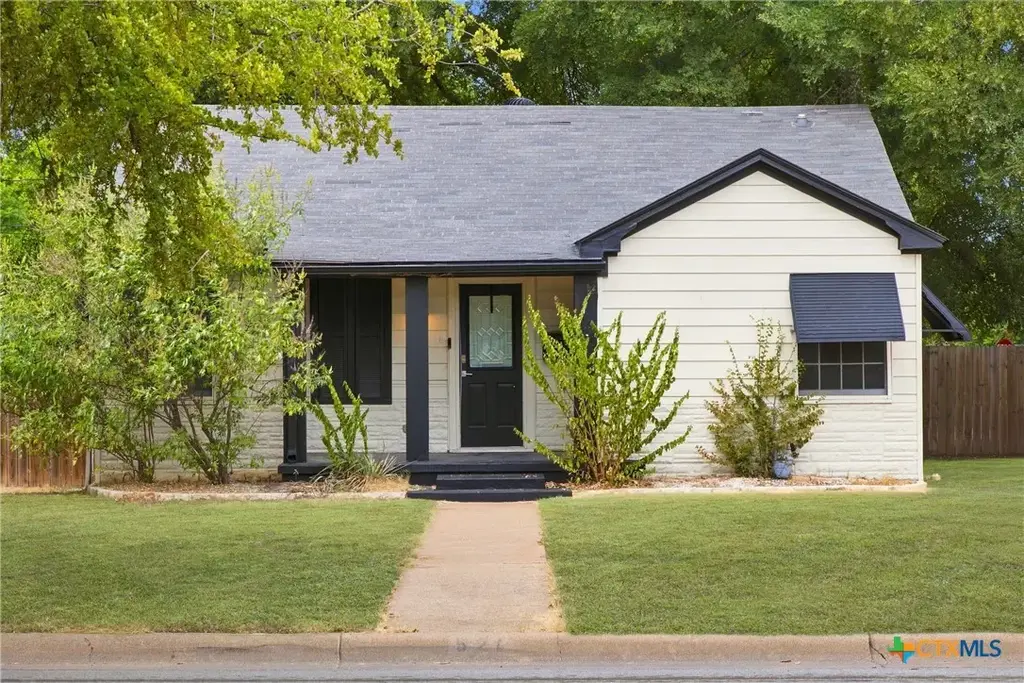 524 E 13th Avenue, Belton
