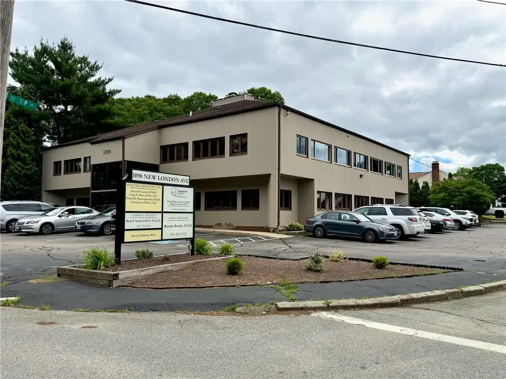 1090 New London Ave # 5, Cranston