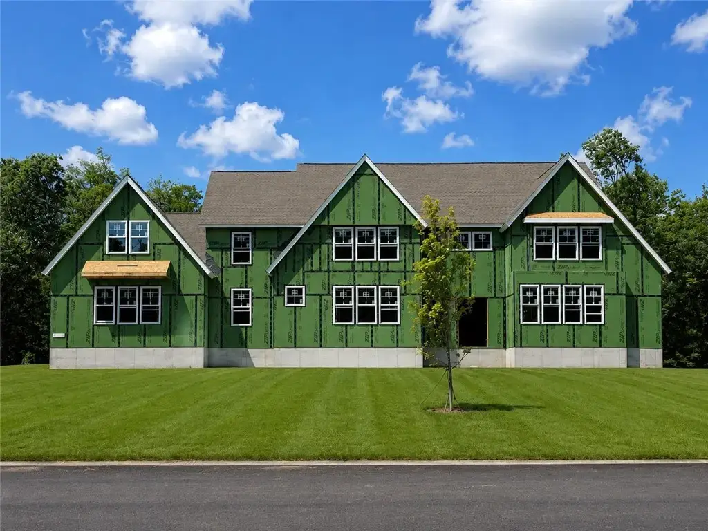 63 Carrs Ln, North Kingstown