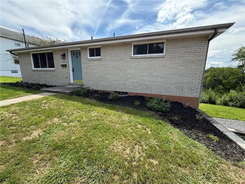 1936 Beckert Avenue , Reserve