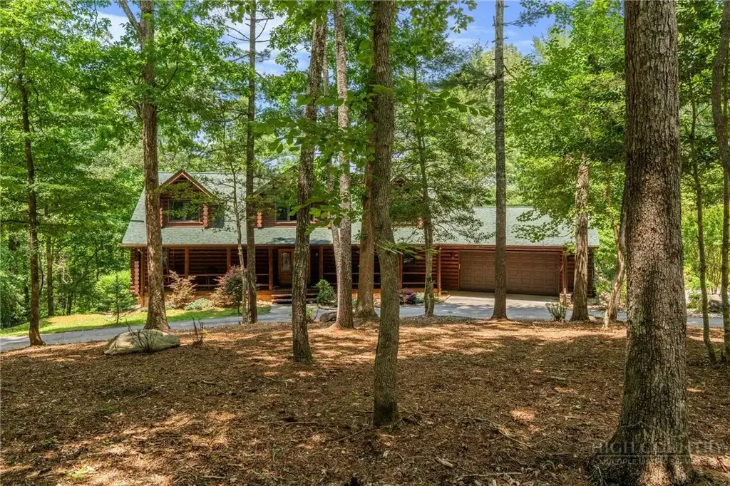 1854 Old Johns River Road, Collettsville