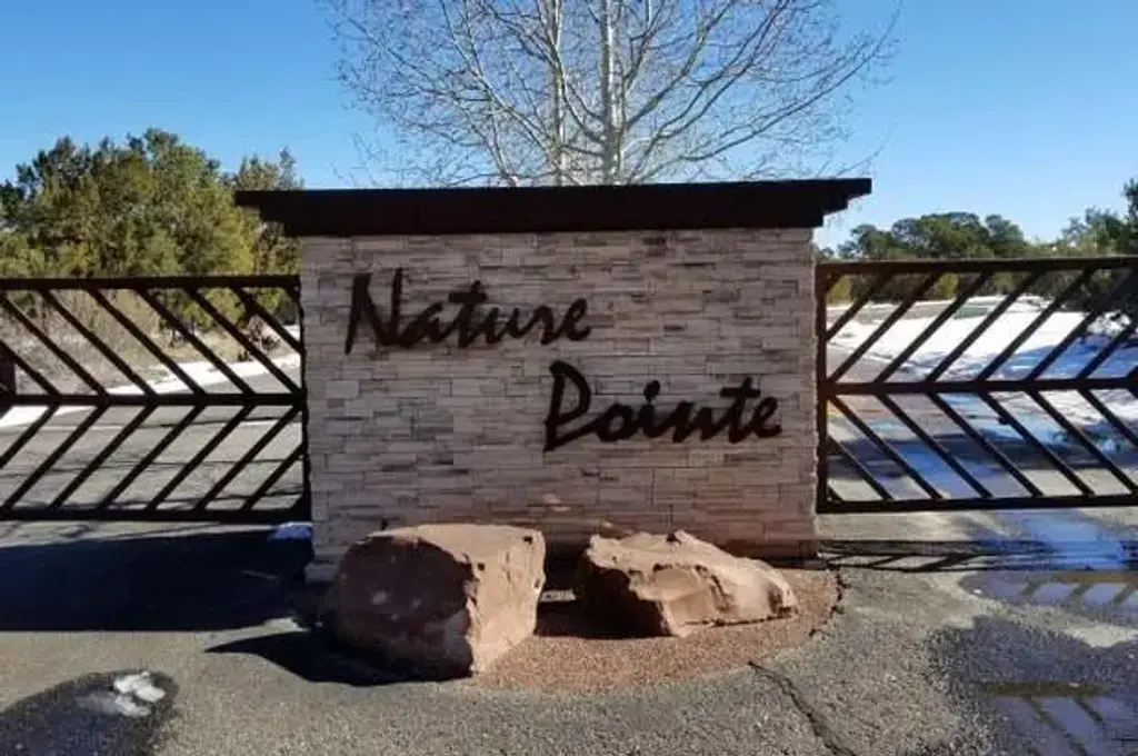 11 Soaring Hawk Court, Tijeras