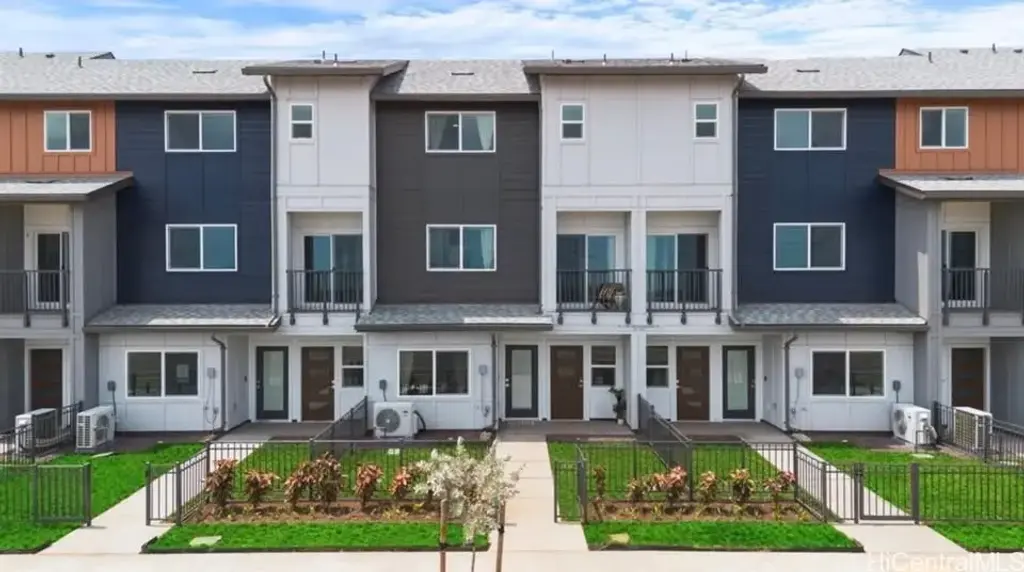91 Hoonaauao Street # 1004, Kapolei