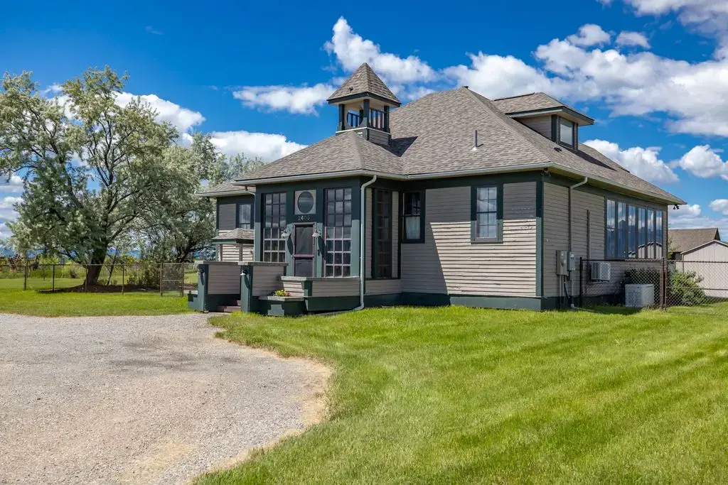 2405 Lower Valley Road, Kalispell