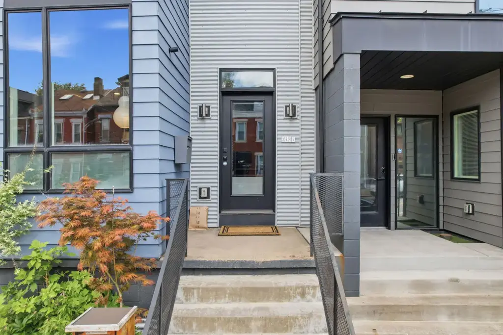 3945 Liberty Avenue , Lawrenceville