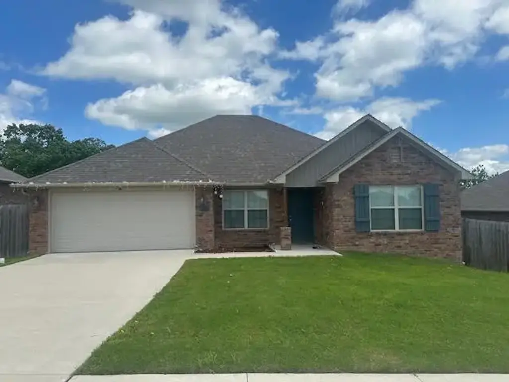 1008 Brook Street, Gentry