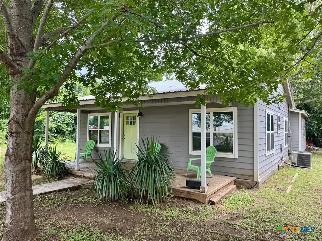 708 Sheffield Avenue, Llano