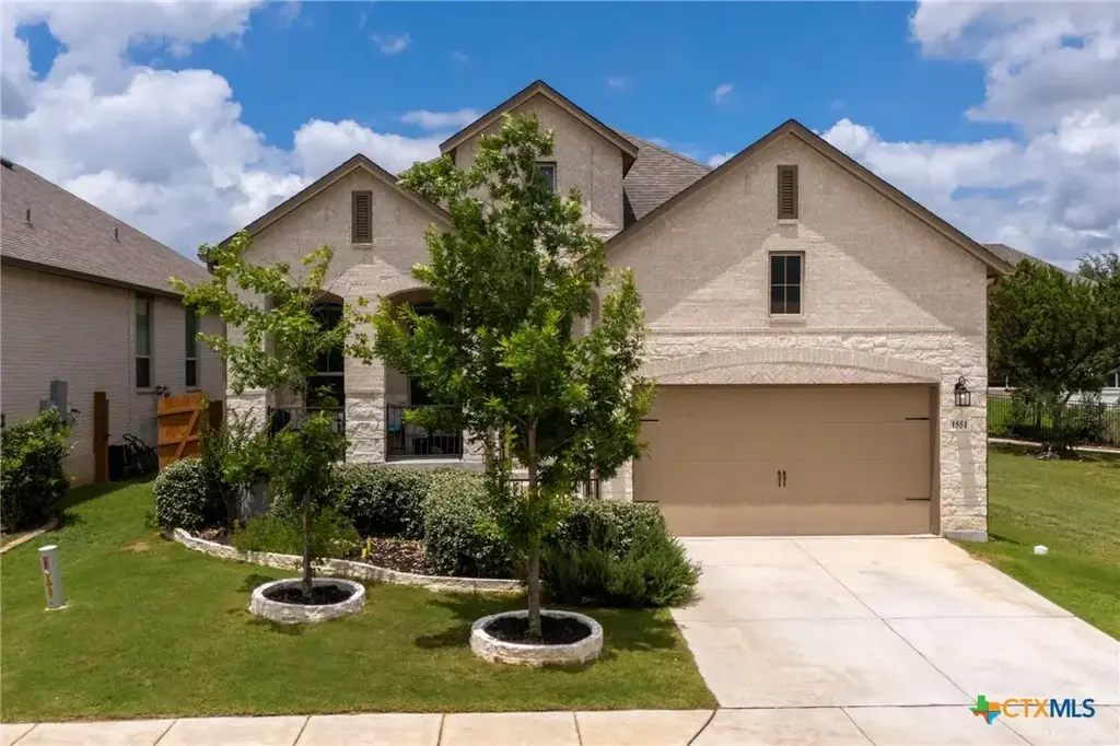 1551 Balcones Fault, New Braunfels