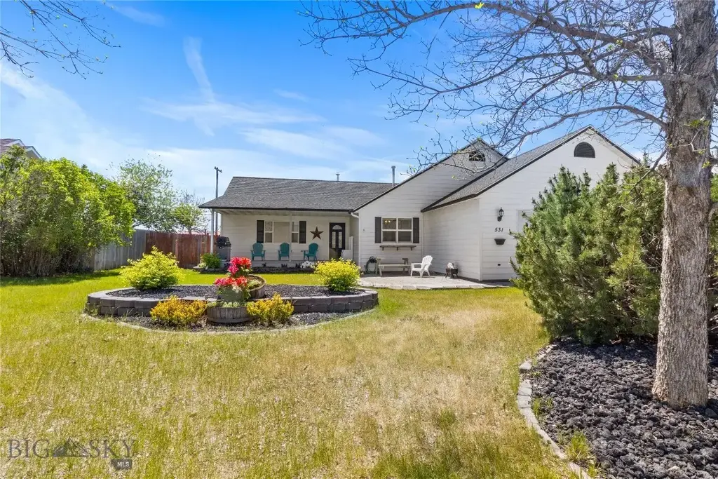 531 W River Rock Road, Belgrade