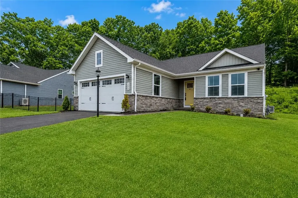 424 Dogwood Court, West Deer