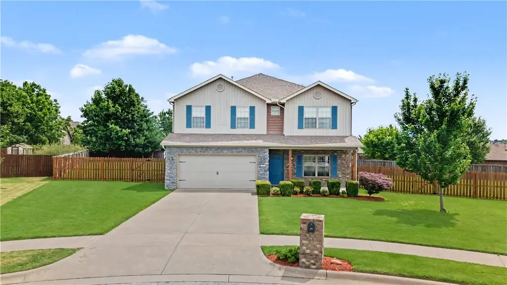 6401 S 50th Street, Rogers