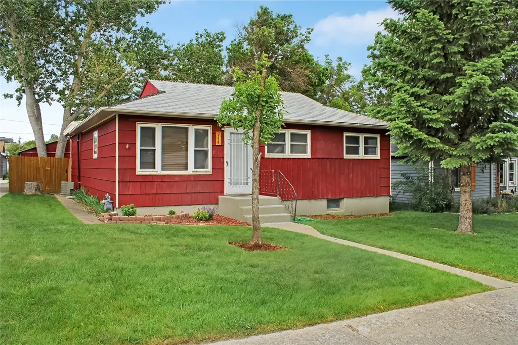 944 Marias Avenue, Shelby
