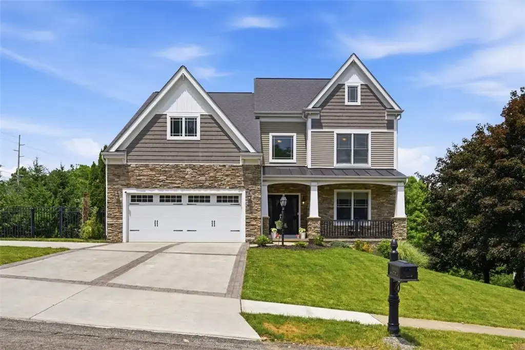 1900 Oakhurst Drive, McCandless