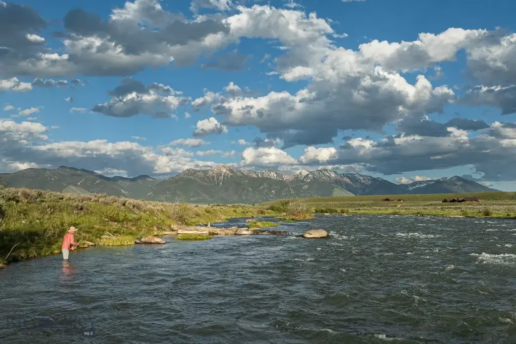 Tbd Madison River Ranch, Cameron