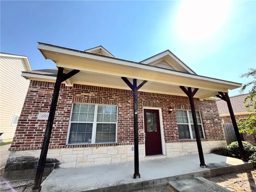 6913 Appomattox Drive, College Station
