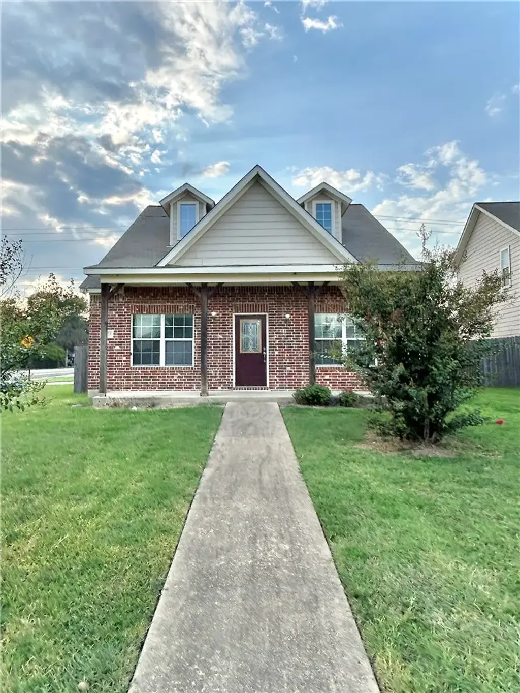 2477 Horse Shoe Drive, College Station