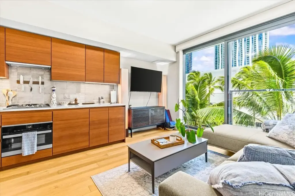 1108 Auahi Street # 203, Honolulu