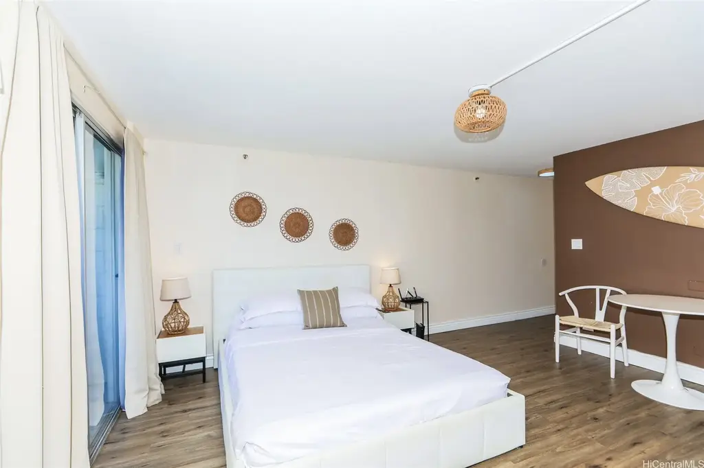 2463 Kuhio Avenue # 801, Honolulu