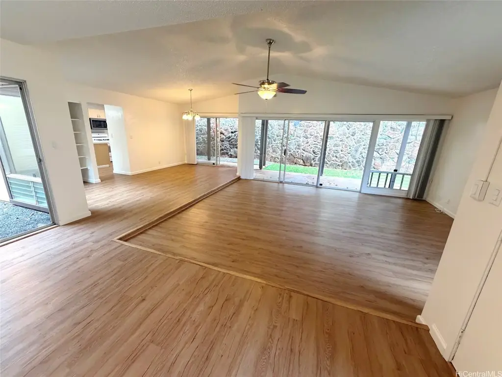 94-1026 Lelepua Place, Waipahu