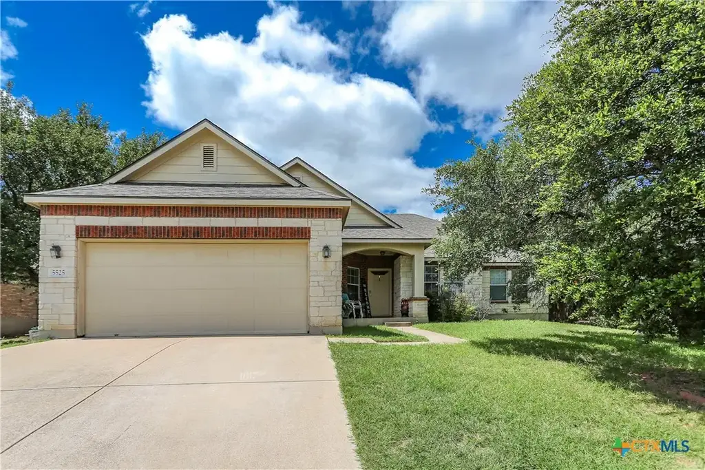 5525 Sulfur Spring Drive, Killeen