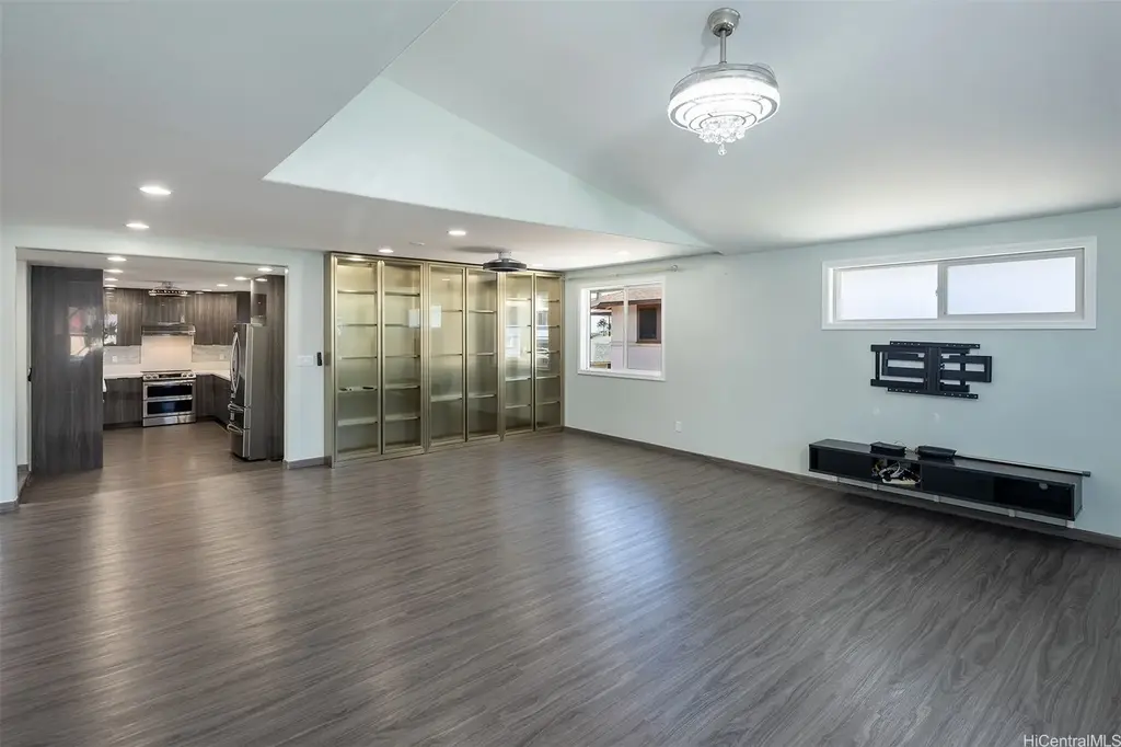 925 Pilialo Street # (upstairs), Honolulu