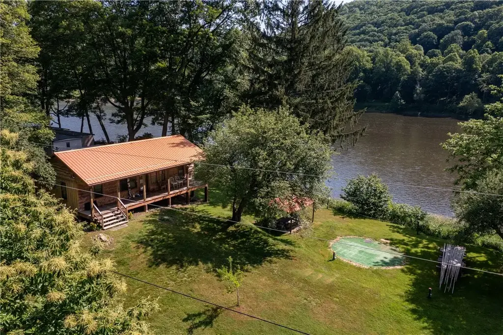 470 Truitt Road , Scrubgrass