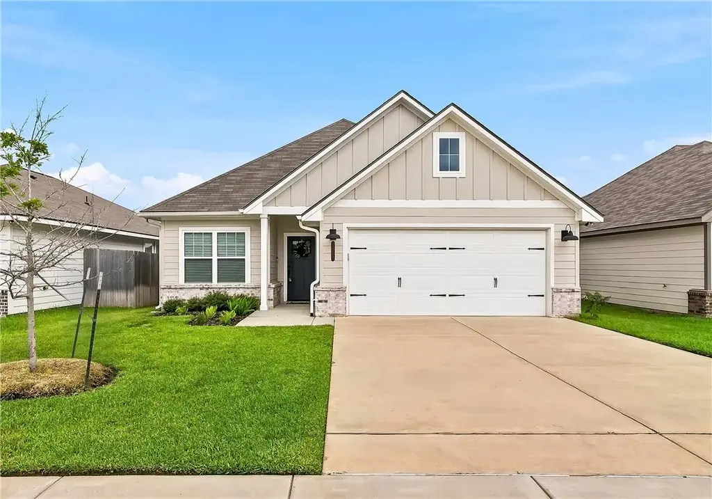 2805 Buccaneer Trail, Bryan