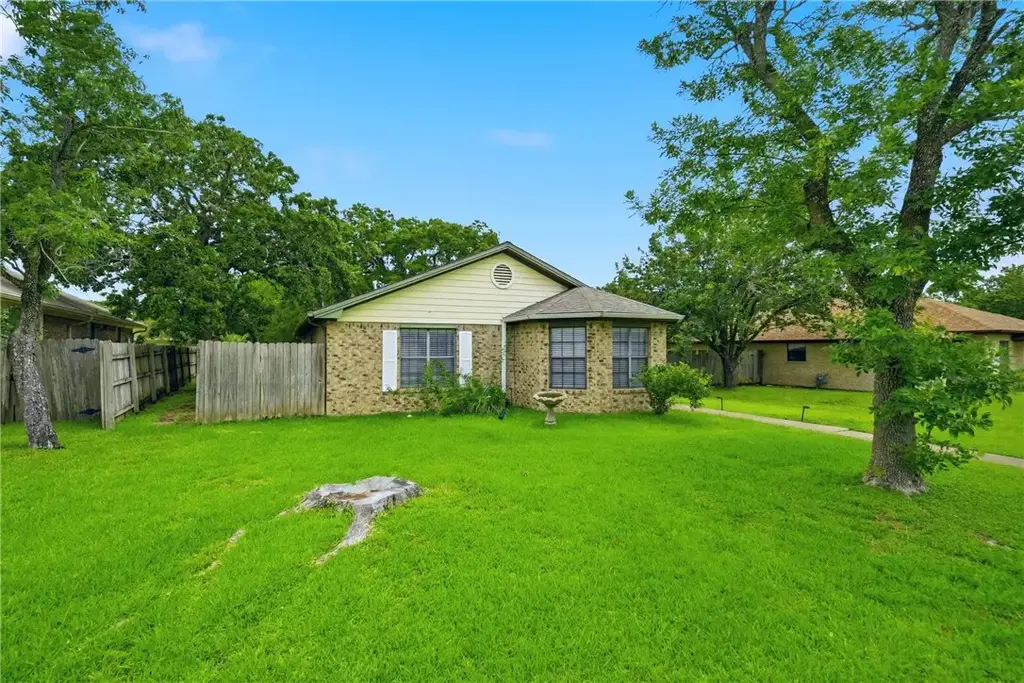 4013 Tiffany Trail, College Station