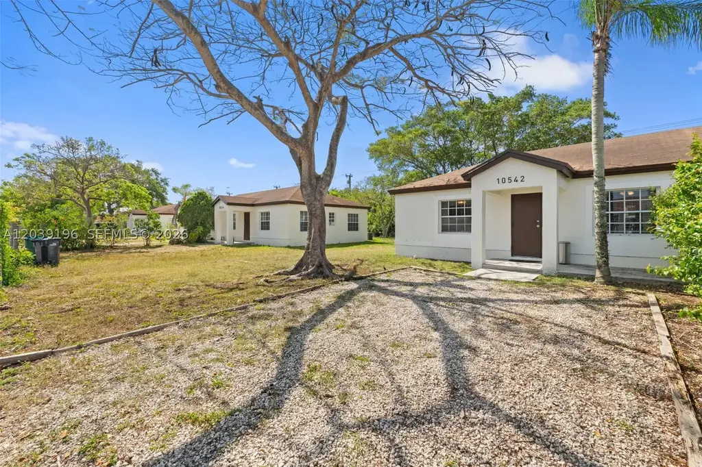 10532 Sw 182nd St, Miami
