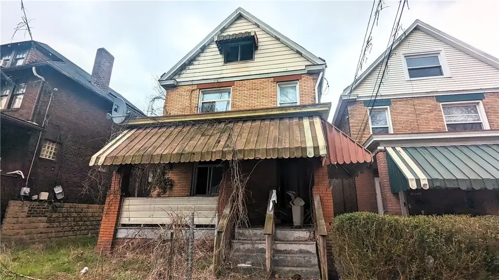 1014 4th Street , Braddock