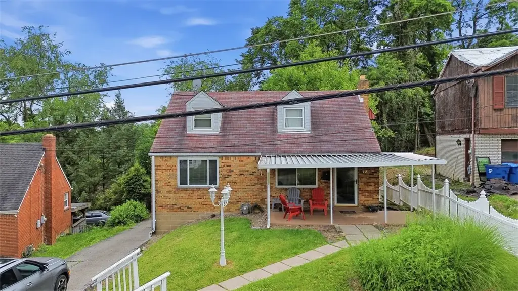 126 Pennoak Drive , Penn Hills