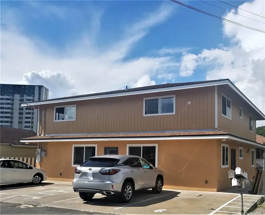 1536 Amelia Street, Honolulu