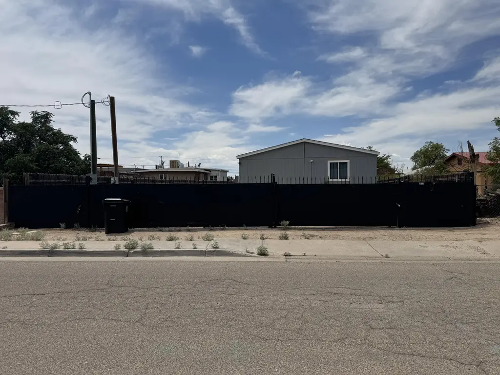 3927 3rd Street Nw, Albuquerque