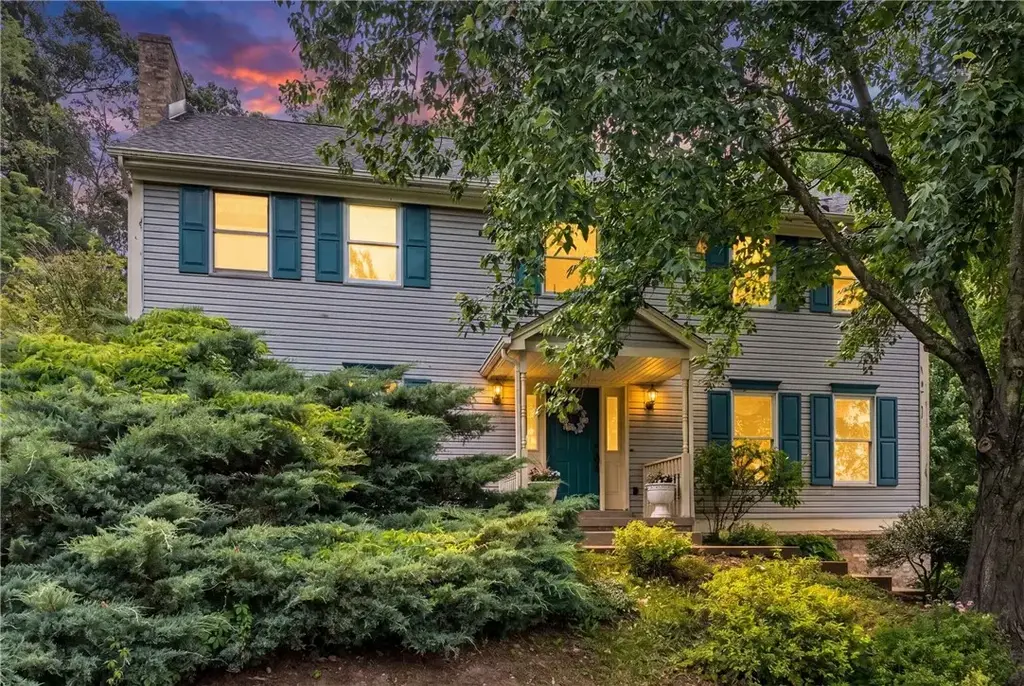2414 Wedgewood Drive , Franklin Park