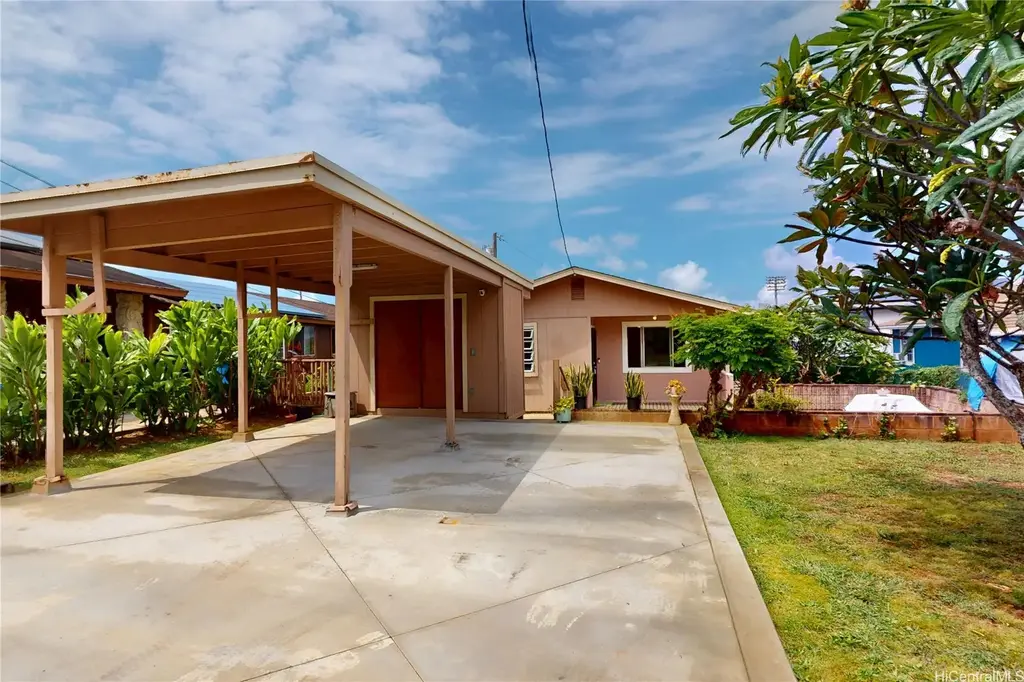 56-277 Maunuunu Street, Kahuku