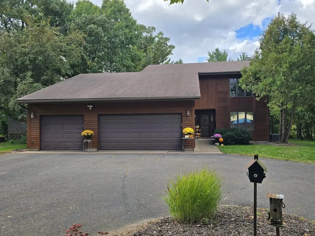 7194 County Highway K, Chippewa Falls