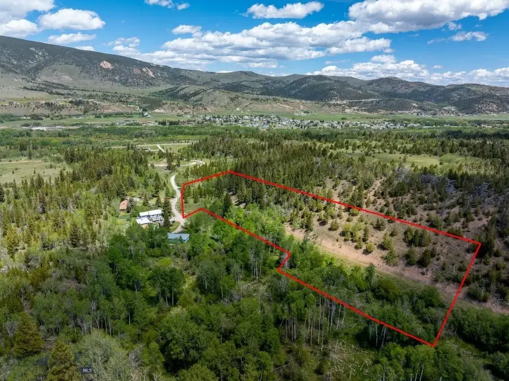 373 Ravndal Road, Anaconda