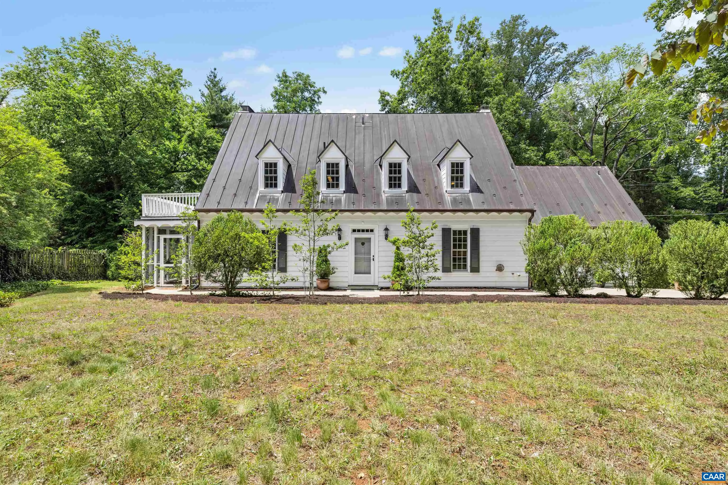 1868 Edgewood Ln, Charlottesville