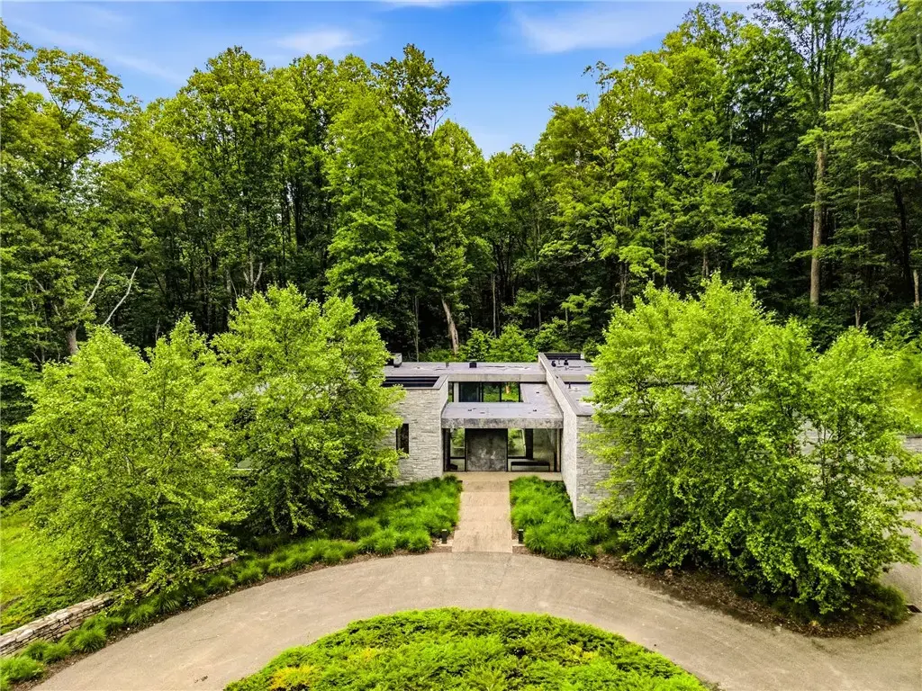1558 Jacob Miller Road , Ligonier